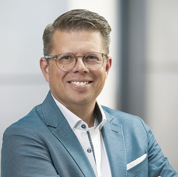 Dr. Michael Kelleter