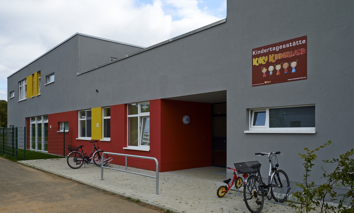 kindertagesstaette-koeln-worringen-eingangsansicht1